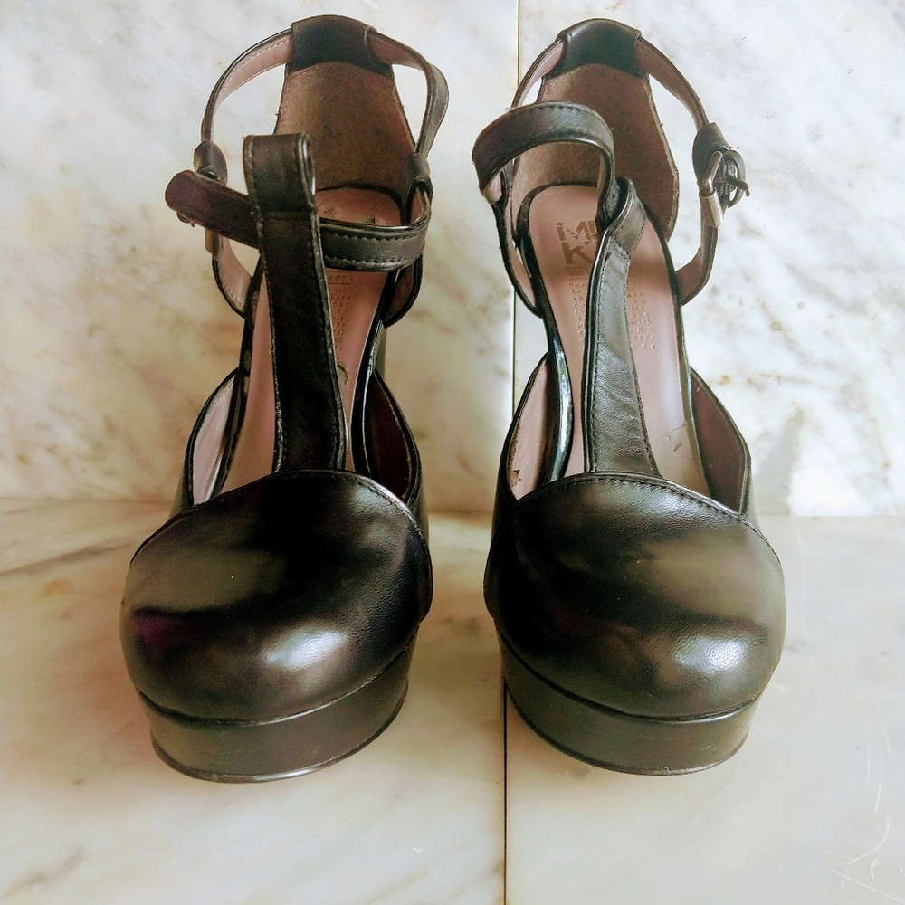 🍒Women's MRKT heels🍒